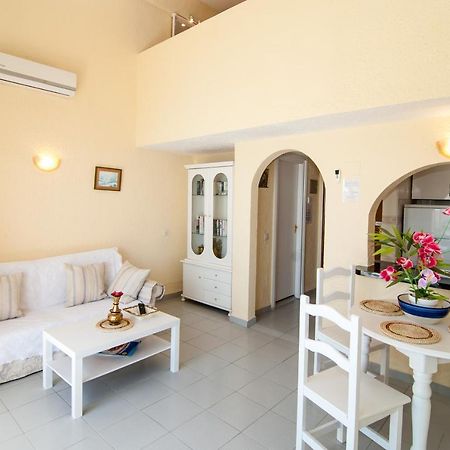 Skol 911A 1 Bedroom Duplex With Sea Views Марбелья Экстерьер фото