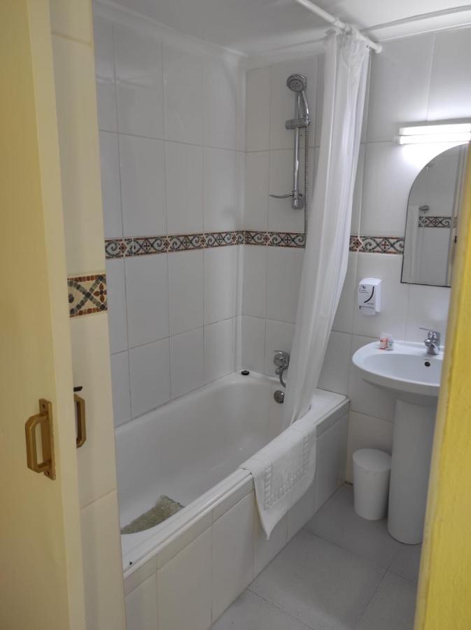 Skol 911A 1 Bedroom Duplex With Sea Views Марбелья Экстерьер фото